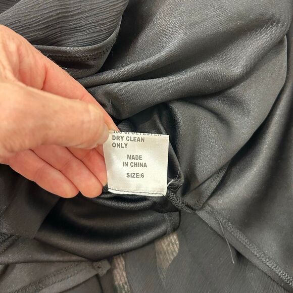 Tadashi Collection midi Dress sz 6 Black Silk Chiffon Pleated Sleeveless v neck - Picture 12 of 15